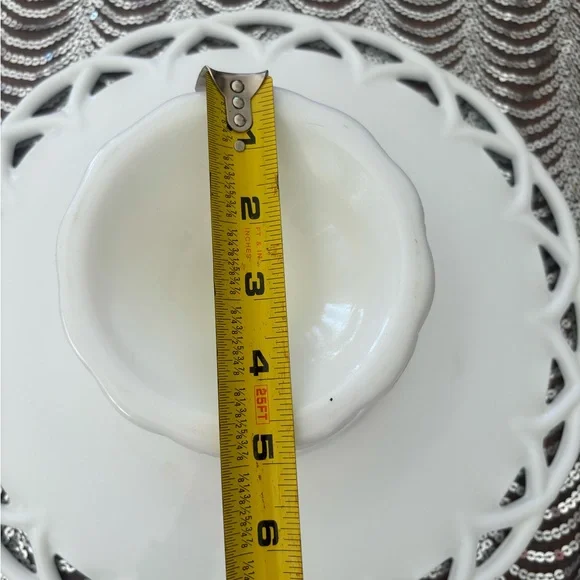 Vintage milk glass Westmoreland Glass Companylattice style cake stand